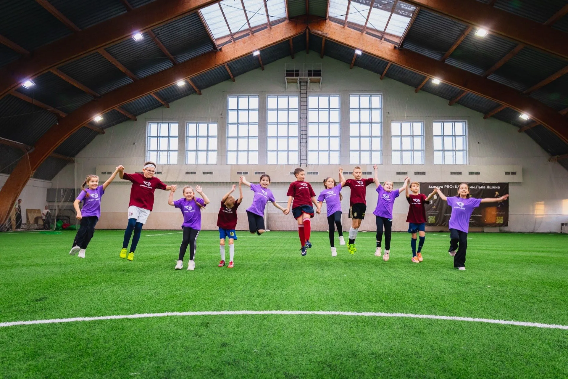 Дети в лагере